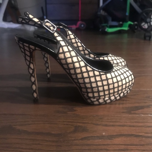Comfortable gorgeous sling back heels - Picture 2 of 4